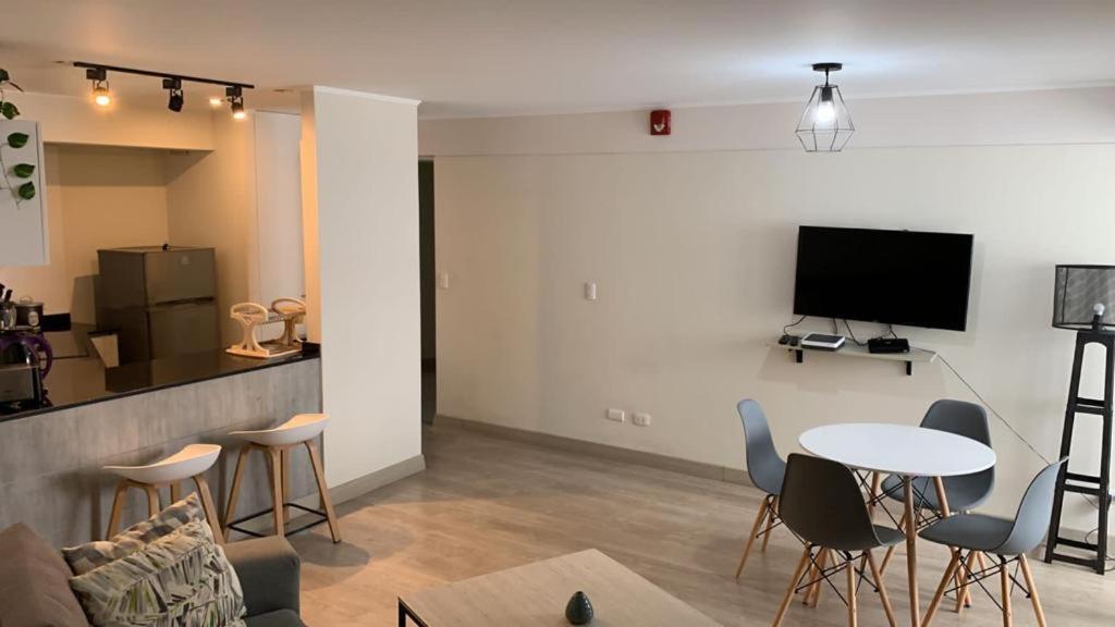 Trendy Host Osma, Barranco Lejlighed Lima Eksteriør billede